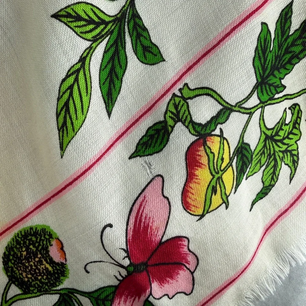 Vintage Metropolitan Museum of Art Scarf Botanical White Pink 51